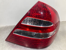 Load image into Gallery viewer, TAIL LIGHT LAMP ASSEMBLY E350 E320 E500 E55 03 04 05 06 Right - NW463092
