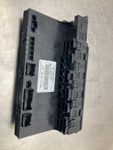 Load image into Gallery viewer, SIGNAL ACTIVATION CONTROL MODULE COMPUTER E320 E350 E500 E55 04 05 06 - NW462757
