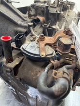 Load image into Gallery viewer, Transmission Hyundai Santa Fe 2008 - NW463611
