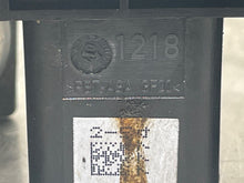 Load image into Gallery viewer, AIR BAG CONTROL MODULE COMPUTER Hyundai Santa Fe 07 08 09 - NW463268
