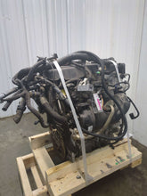 Load image into Gallery viewer, Engine Motor Chevrolet Volt 2017 - NW463342
