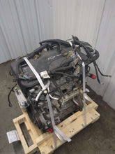 Load image into Gallery viewer, Engine Motor Chevrolet Volt 2017 - NW463342
