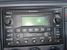 Load image into Gallery viewer, RADIO GOLF Jetta Passat 2004 04 2005 05 2006 06 07 08 - NW464000
