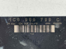 Load image into Gallery viewer, THEFT LOCKING COMPUTER VW Passat 2001 01 02 03 04 05 - NW463768
