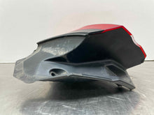 Load image into Gallery viewer, OUTER TAIL LIGHT LAMP Jeep Cherokee 14 15 16 17 18 Right - NW464077
