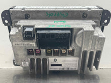 Load image into Gallery viewer, RADIO Jeep Cherokee 2014 14 - NW463994
