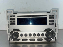 Load image into Gallery viewer, Radio Chevrolet Equinox 2005 - NW464864
