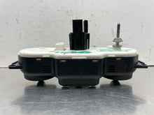 Load image into Gallery viewer, Temperature Controls Chevrolet Equinox 2005 - NW464808
