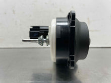 Load image into Gallery viewer, Temperature Controls Chevrolet Equinox 2005 - NW464808
