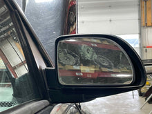 Load image into Gallery viewer, SIDE VIEW DOOR MIRROR Chevrolet Equinox 05 06 07 08 09 Right - NW464729
