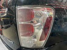 Load image into Gallery viewer, TAIL LIGHT LAMP ASSEMBLY Chevrolet Equinox 05 06 07 08 09 Right - NW464913

