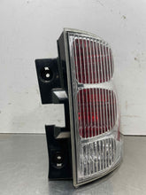 Load image into Gallery viewer, TAIL LIGHT LAMP ASSEMBLY Chevrolet Equinox 05 06 07 08 09 Right - NW464913
