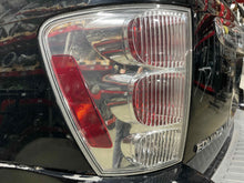 Load image into Gallery viewer, TAIL LIGHT LAMP ASSEMBLY Chevrolet Equinox 05 06 07 08 09 Left - NW464914

