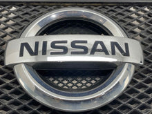 Load image into Gallery viewer, GRILLE Nissan Rogue 2011 11 2012 12 2013 13 2014 14 2015 15 - NW464807
