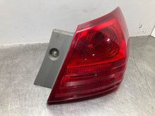 Load image into Gallery viewer, OUTER TAIL LIGHT LAMP Nissan Rogue 08 09 10 11 12 13 Right - NW464917
