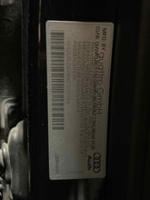 Load image into Gallery viewer, CARRIER ASSEMBLY Audi S4 2004 04 05 06 Rear Auto - NW464721
