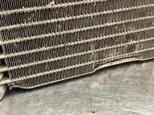Load image into Gallery viewer, RADIATOR BMW 528i 535i 535i Gt 640I 740i 740il 2011-2017 AT - NW465310
