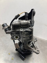 Load image into Gallery viewer, POWER STEERING PUMP 535i 535i Gt 550i Gt 640I 740i 740il 10-17 - NW465383
