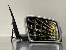 Load image into Gallery viewer, SIDE VIEW DOOR MIRROR C250 C300 C350 C63 12 13 14 Right - NW465077
