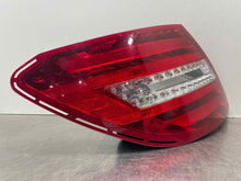 Load image into Gallery viewer, TAIL LIGHT LAMP ASSEMBLY C250 C300 C350 C63 12 13 14 15 Right - NW465411
