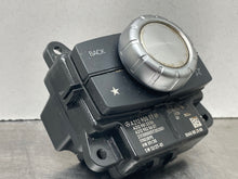 Load image into Gallery viewer, Radio  MERCEDES E-CLASS 2014 - NW465562
