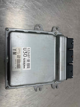 Load image into Gallery viewer, ECU ECM COMPUTER Infiniti Q50 2014 14 2015 15 - NW465705
