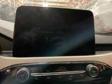 Load image into Gallery viewer, Info-Gps Screen Ford Escape 2020 - NW465774
