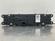 Load image into Gallery viewer, Radio Ford Escape 2020 - NW465826
