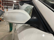 Load image into Gallery viewer, SIDE VIEW DOOR MIRROR BMW Z4 03 04 05 06 07 08 Right - NW465996
