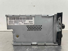 Load image into Gallery viewer, Radio Chevrolet Corvette 2004 - NW466380
