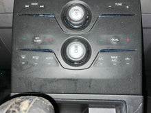 Load image into Gallery viewer, REAR TEMPERATURE CONTROLS Ford Explorer Flex 13 14 15 16 17 - NW466320
