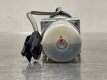 Load image into Gallery viewer, CONVERTIBLE TOP MOTOR Mini Cooper Mini 1 09 10 11 12 13 14 15 - NW466557
