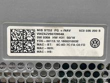 Load image into Gallery viewer, Radio Volkswagen Passat 2017 - NW466675
