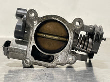 Load image into Gallery viewer, Throttle Body Saturn Ion 2003 - NW474057
