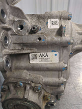 Load image into Gallery viewer, Transfer Case Cadillac XTS 2018 - NW466934
