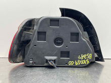 Load image into Gallery viewer, TAIL LIGHT LAMP ASSEMBLY BMW 528i 540i 97 98 99 00 Right - NW467362
