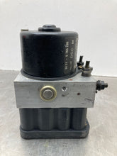 Load image into Gallery viewer, ABS PUMP Mini Cooper 2002 02 2003 03 04 05 06 07 08 - NW466979
