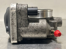 Load image into Gallery viewer, THROTTLE BODY Mini Cooper 2002 02 03 04 05 06 07 - NW467358
