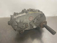 Load image into Gallery viewer, TRANSFER CASE Jeep Liberty 2002 02 2003 03 2004 04 - NW467476
