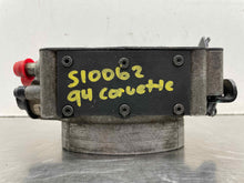 Load image into Gallery viewer, Throttle Body Chevrolet Corvette 1994 - NW467905
