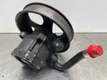Load image into Gallery viewer, Power Steering Pump Chevrolet Corvette 1994 - NW467881
