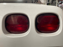 Load image into Gallery viewer, Tail Lamp Light Chevrolet Corvette 1994 - NW467910
