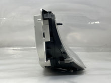 Load image into Gallery viewer, SPEEDOMETER CLUSTER Volvo S60 S80 V70 05 06 07 08 - NW467880
