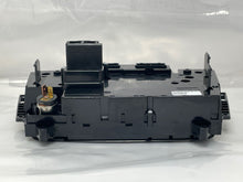 Load image into Gallery viewer, Temp Climate AC Heater Control Volvo S60 V70 2001 01 2002 02 03 04 05 06 07 - 09 - NW467738
