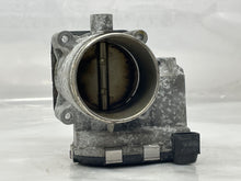 Load image into Gallery viewer, THROTTLE BODY S60 V70 S80 XC90 2001 01 02 03 04 05 06 - NW467909
