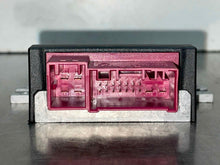 Load image into Gallery viewer, FUEL PUMP CONTROL MODULE COMPUTER 320i 328D 328i 328I GT 335i 09-17 - NW467568
