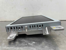 Load image into Gallery viewer, INFO-GPS SCREEN Audi A5 Q5 Q7 SQ5 09 10 11 12 13 14 15 16 - NW467747
