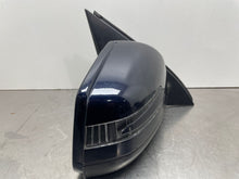 Load image into Gallery viewer, SIDE VIEW DOOR MIRROR Gl350 Gl450 Gl550 GL63 AMG ML350 12-16 Right - NW468096
