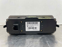 Load image into Gallery viewer, REAR TEMPERATURE CONTROLS ML320 ML350 ML430 ML500 ML55 02-05 - NW468172
