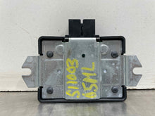 Load image into Gallery viewer, TRANSFER CASE CONTROL COMPUTER ML320 ML430 98 99 - 05 - NW468073
